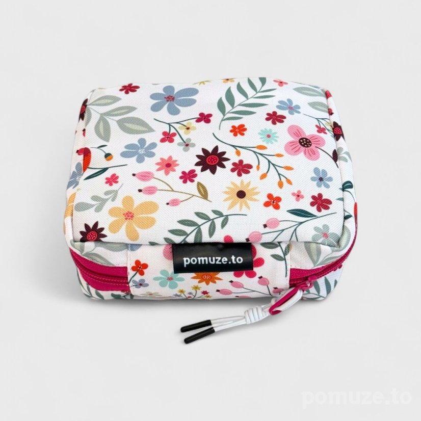 Lékárnička / M / kytičky dvje